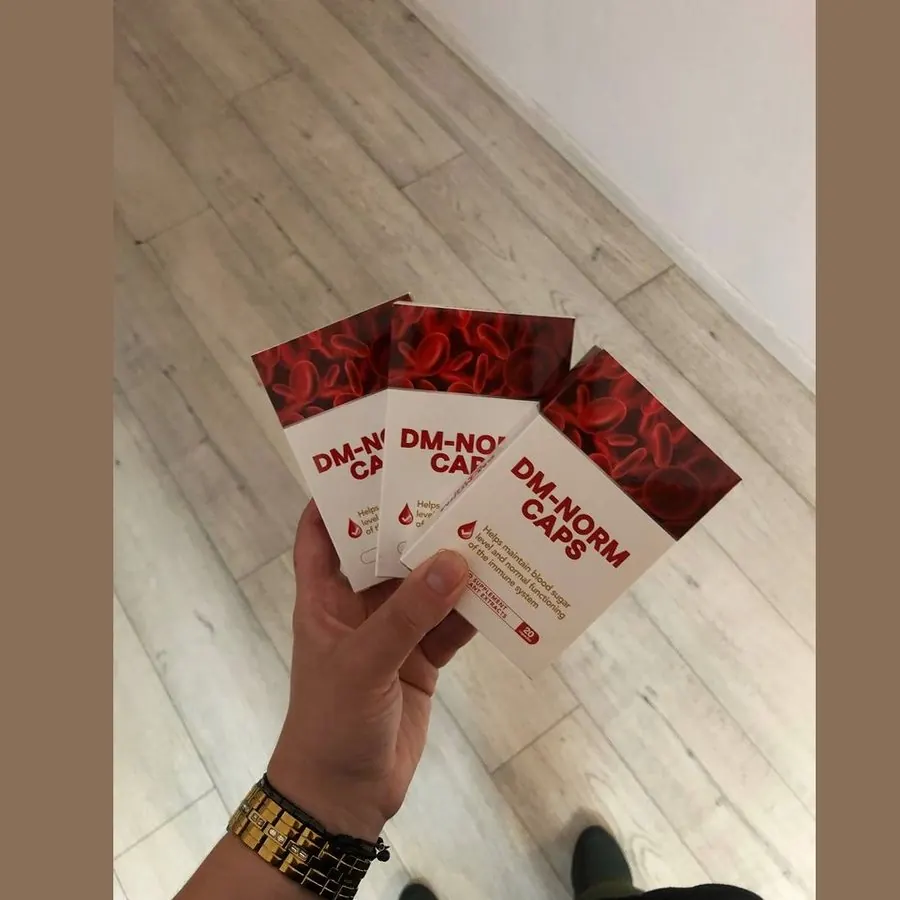 DM-NORM Caps — fotografie